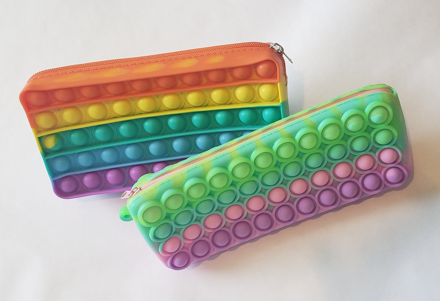 Silicone Pencil Cases with zipper, 2 styles Rainbow and pastel